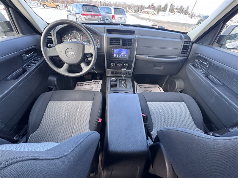 2010 Jeep Liberty Sport - Photo 12 - Brainerd, MN 56401