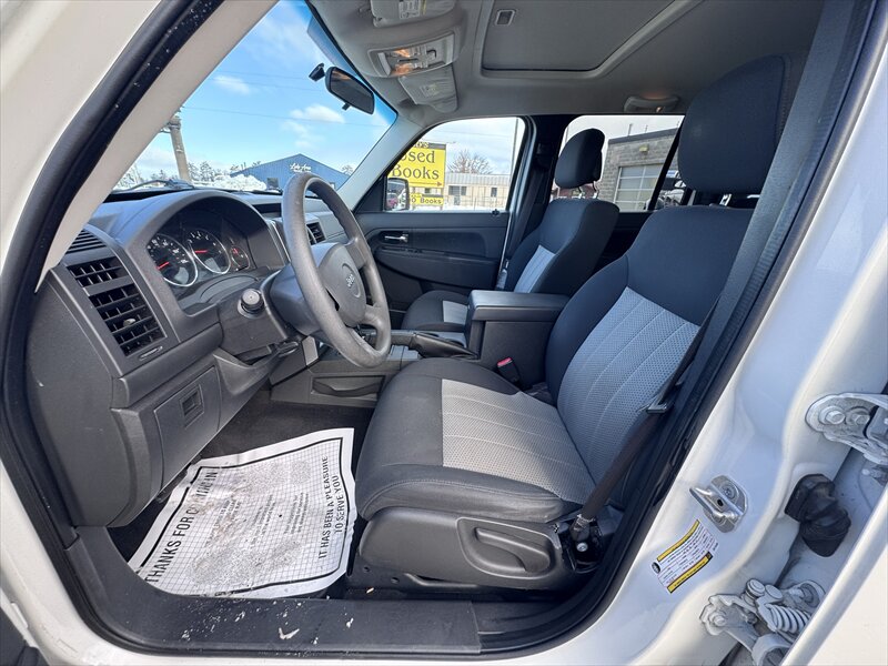 2010 Jeep Liberty Sport - Photo 10 - Brainerd, MN 56401