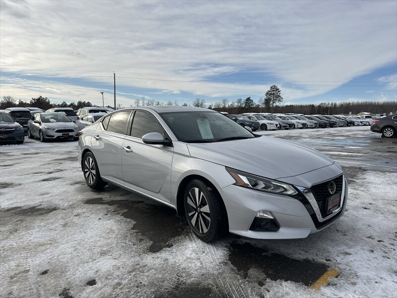 2019 Nissan Altima 2.5 SV  