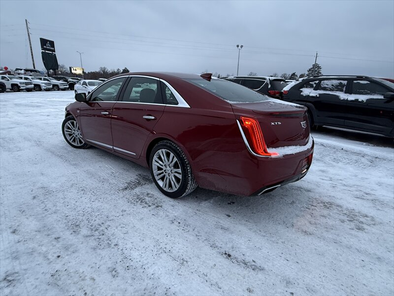 2019 Cadillac XTS Luxury - Photo 3 - Brainerd, MN 56401