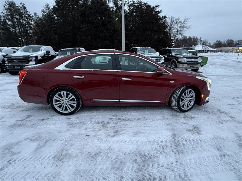 2019 Cadillac XTS Luxury - Photo 6 - Brainerd, MN 56401