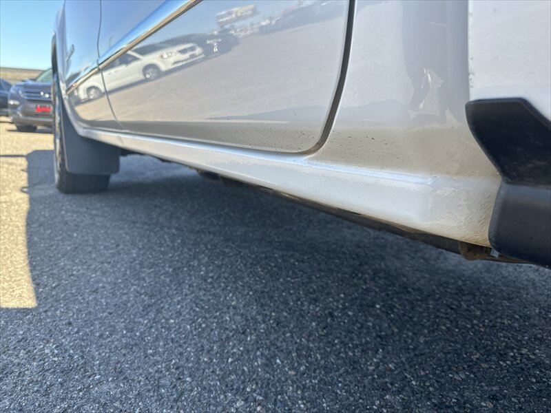 2018 GMC Sierra 1500 SLT - Photo 8 - Brainerd, MN 56401