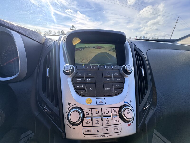 2017 Chevrolet Equinox LS - Photo 11 - Brainerd, MN 56401