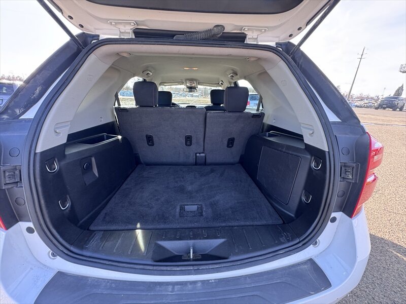 2017 Chevrolet Equinox LS - Photo 17 - Brainerd, MN 56401