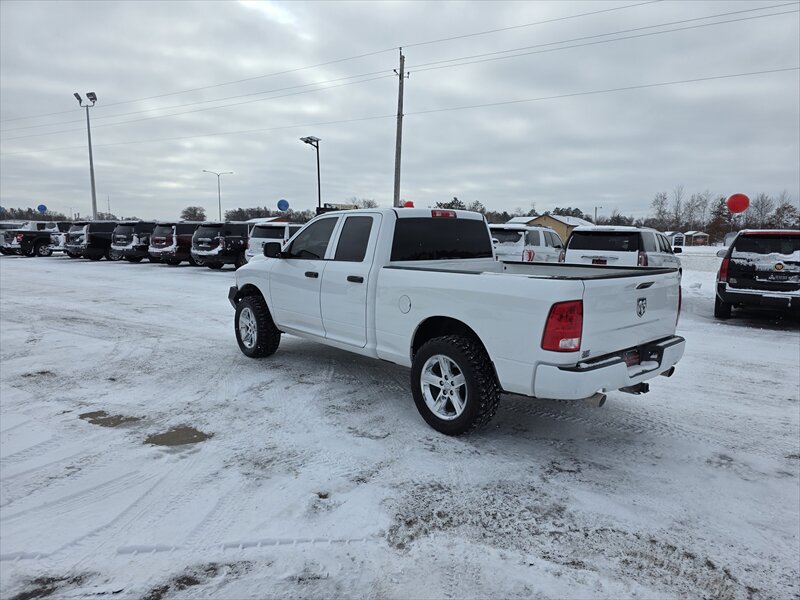 2017 RAM 1500 Tradesman - Photo 4 - Brainerd, MN 56401