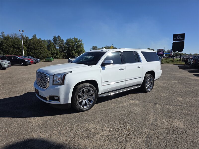 2016 GMC Yukon XL Denali   - Photo 1 - Brainerd, MN 56401