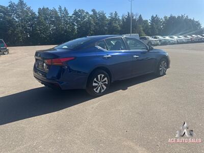 2020 Nissan Altima 2.5 S   - Photo 3 - Brainerd, MN 56401