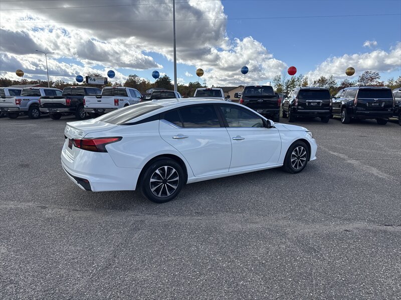 2019 Nissan Altima 2.5 S - Photo 3 - Brainerd, MN 56401