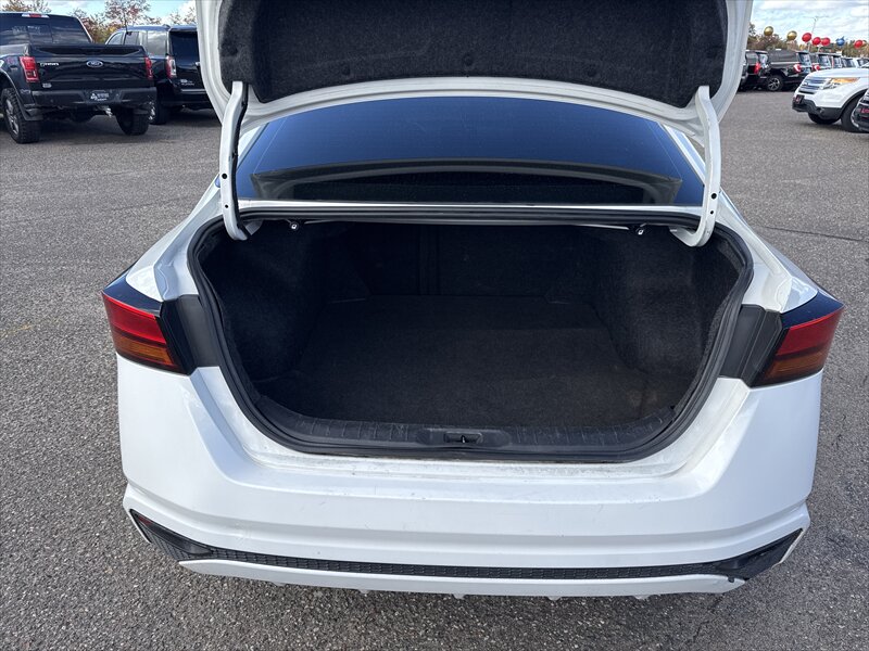 2019 Nissan Altima 2.5 S - Photo 11 - Brainerd, MN 56401