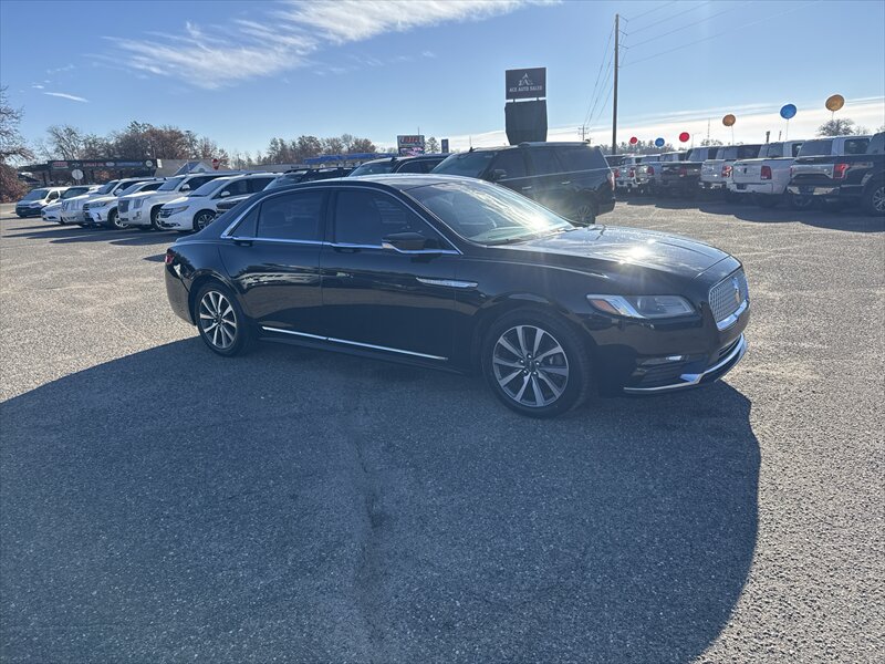 2017 Lincoln Continental Premiere - Photo 2 - Brainerd, MN 56401