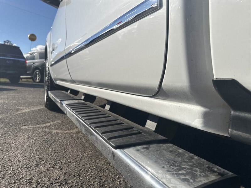 2018 GMC Sierra 1500 SLT - Photo 5 - Brainerd, MN 56401