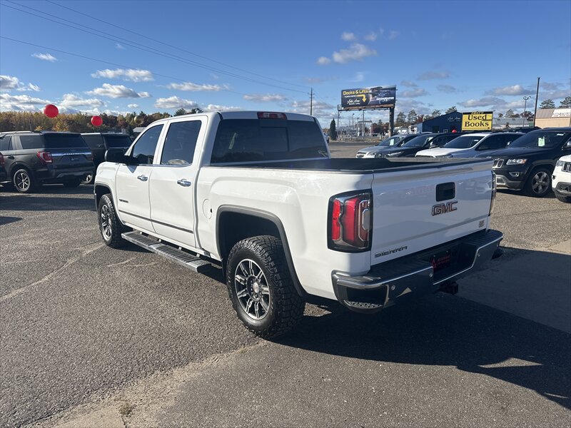 2018 GMC Sierra 1500 SLT - Photo 4 - Brainerd, MN 56401