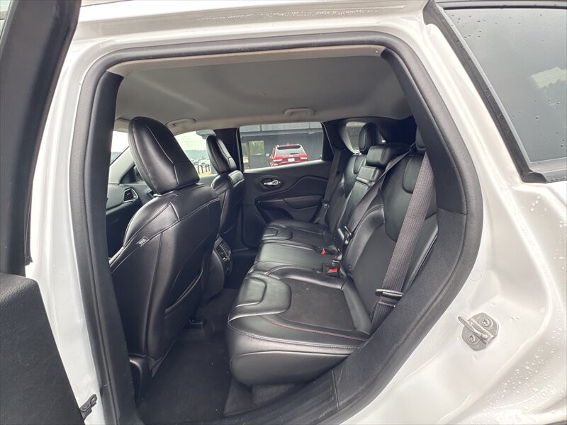 2019 Jeep Cherokee Trailhawk - Photo 7 - Brainerd, MN 56401