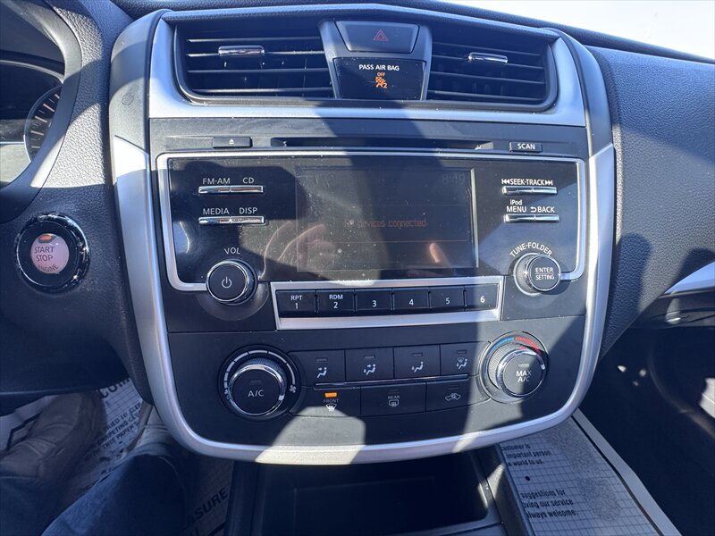 2017 Nissan Altima SR - Photo 14 - Brainerd, MN 56401