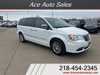 2014 Chrysler Town & Country Touring-L   - Photo 2 - Brainerd, MN 56401