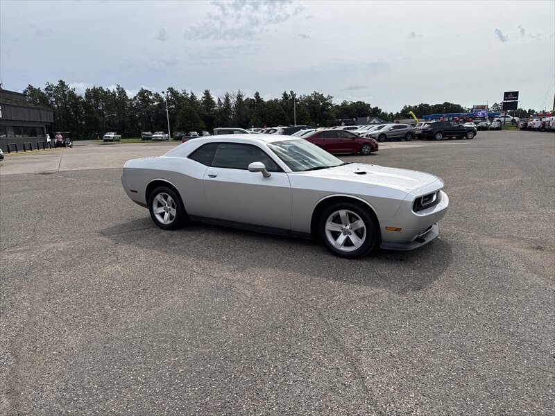 2012 Dodge Challenger SXT  