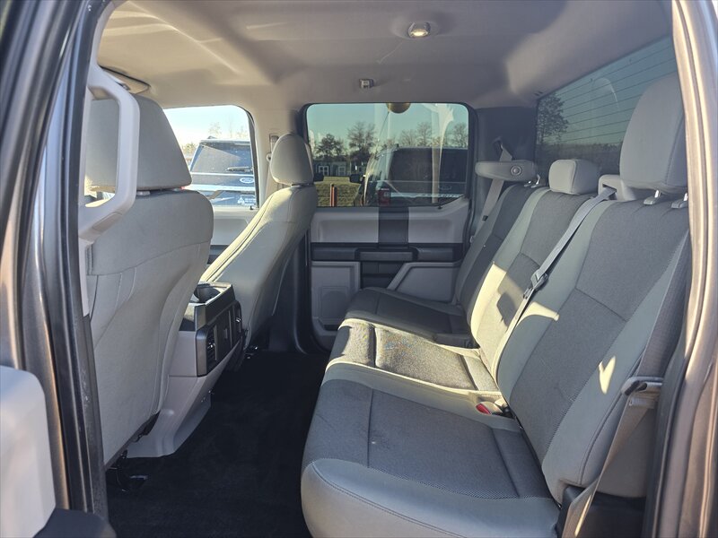 2015 Ford F-150 XL - Photo 13 - Brainerd, MN 56401