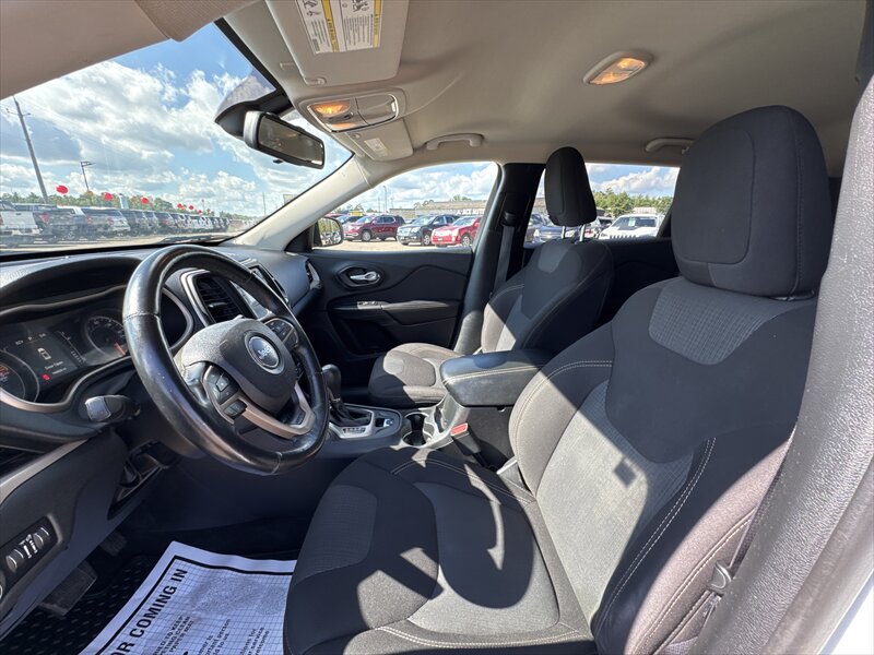 2016 Jeep Cherokee Latitude - Photo 7 - Brainerd, MN 56401