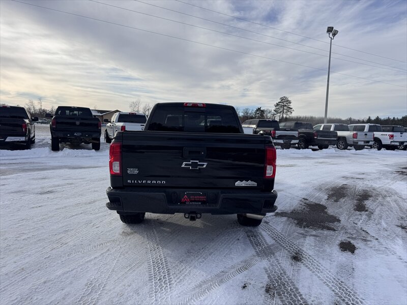 2018 Chevrolet Silverado 1500 High Country - Photo 5 - Brainerd, MN 56401