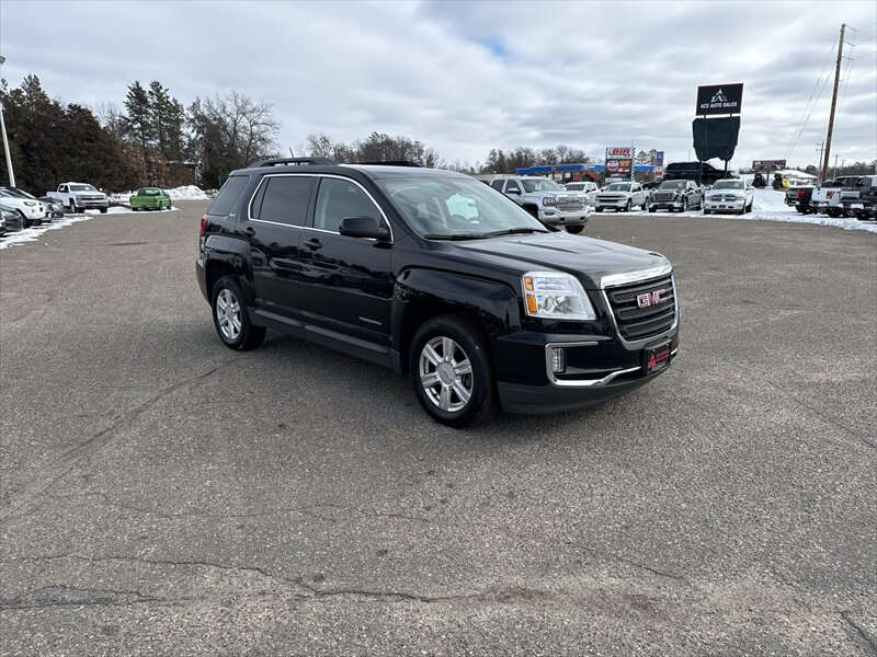 2016 GMC Terrain SLE-2 - Photo 2 - Brainerd, MN 56401