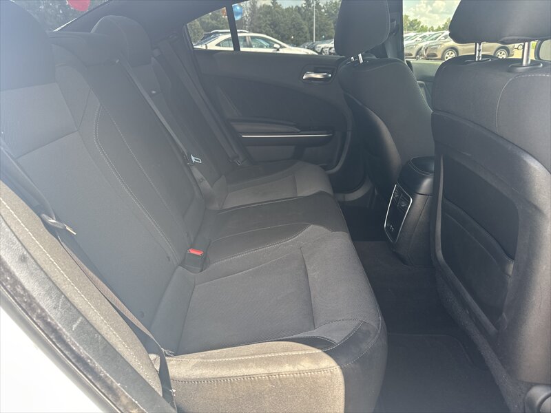 2019 Dodge Charger SXT - Photo 7 - Brainerd, MN 56401