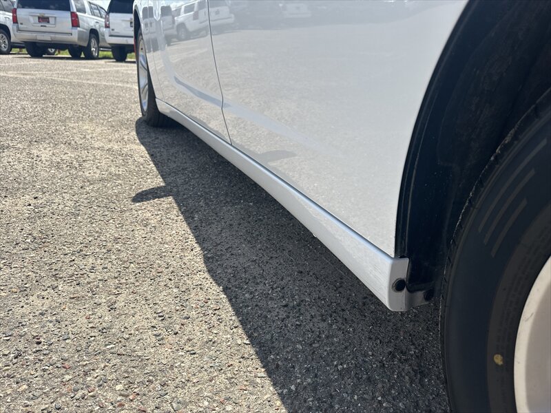 2019 Dodge Charger SXT - Photo 5 - Brainerd, MN 56401