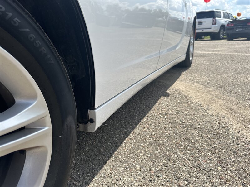 2019 Dodge Charger SXT - Photo 6 - Brainerd, MN 56401