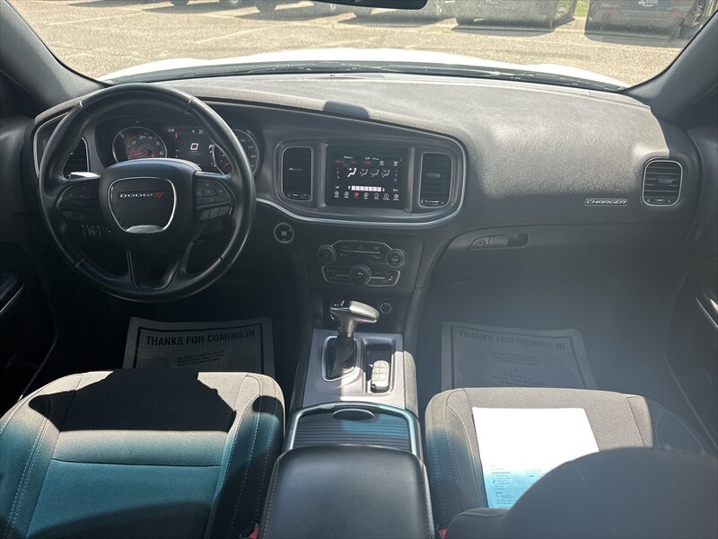 2019 Dodge Charger SXT - Photo 8 - Brainerd, MN 56401