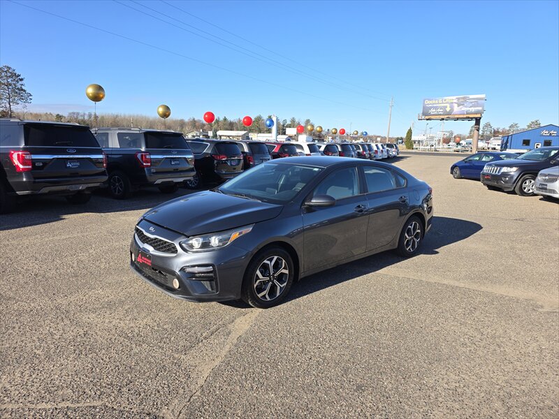 2021 Kia Forte FE   - Photo 1 - Brainerd, MN 56401