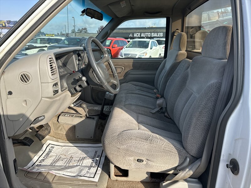 1998 Chevrolet K1500 Cheyenne 2dr K1500 Cheyenne - Photo 7 - Brainerd, MN 56401