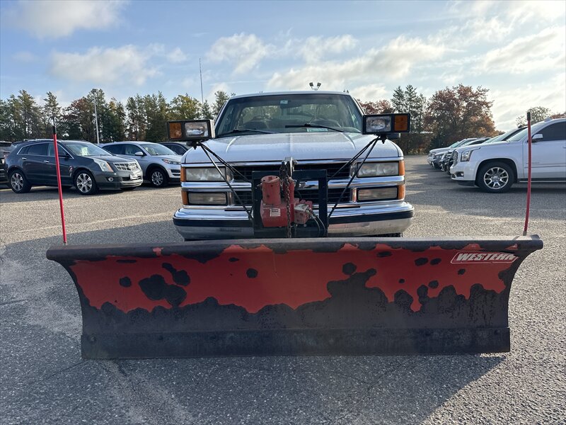 1998 Chevrolet K1500 Cheyenne 2dr K1500 Cheyenne - Photo 5 - Brainerd, MN 56401