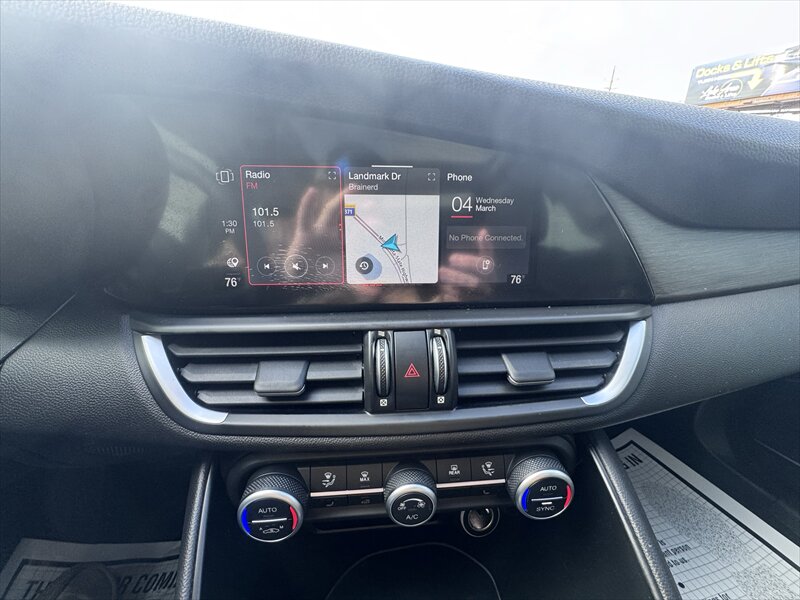 2021 Alfa Romeo Giulia Ti - Photo 16 - Brainerd, MN 56401