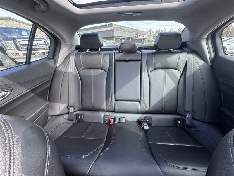 2021 Alfa Romeo Giulia Ti - Photo 18 - Brainerd, MN 56401