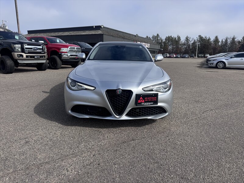 2021 Alfa Romeo Giulia Ti - Photo 7 - Brainerd, MN 56401