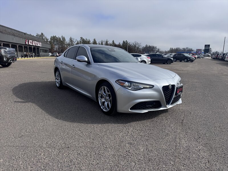 2021 Alfa Romeo Giulia Ti - Photo 2 - Brainerd, MN 56401