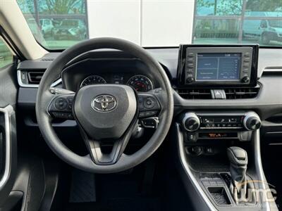 2019 Toyota RAV4 LE   - Photo 9 - Westminster, CA 92683