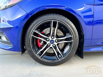 2015 Ford Focus ST   - Photo 32 - Westminster, CA 92683