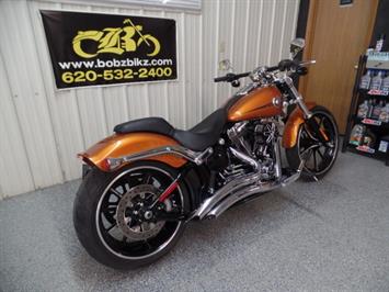 2014 Harley-Davidson Breakout   - Photo 10 - Kingman, KS 67068