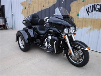 2015 Harley-Davidson Triglide   - Photo 2 - Kingman, KS 67068