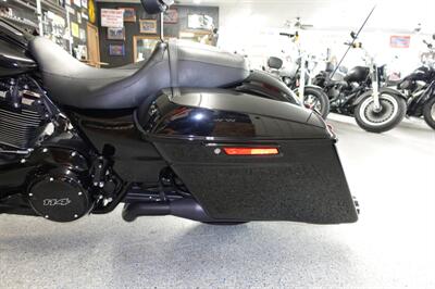 2020 Harley-Davidson Street Glide Special   - Photo 21 - Kingman, KS 67068