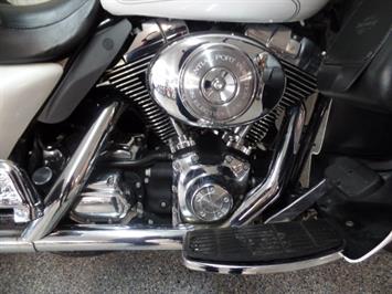 2004 Harley-Davidson Ultra Classic   - Photo 10 - Kingman, KS 67068