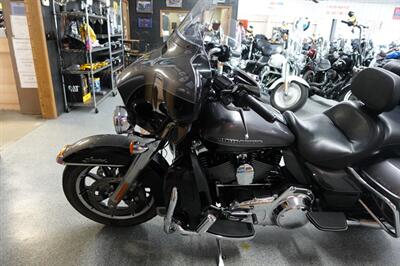 2014 Harley-Davidson Ultra Classic Limited   - Photo 23 - Kingman, KS 67068