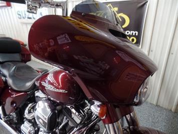 2014 Harley-Davidson Street Glide Special   - Photo 8 - Kingman, KS 67068