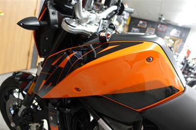 2016 KTM Duke 690 ABS   - Photo 23 - Kingman, KS 67068