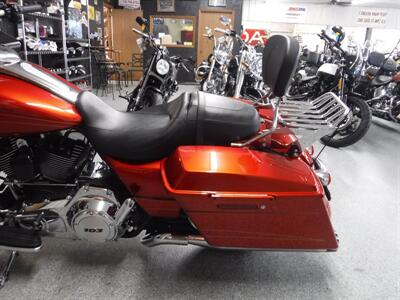 2013 Harley-Davidson Road Glide Custom   - Photo 19 - Kingman, KS 67068