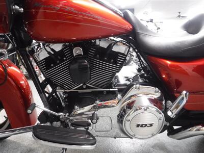 2013 Harley-Davidson Road Glide Custom   - Photo 18 - Kingman, KS 67068