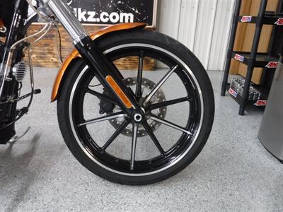 2014 Harley-Davidson Breakout   - Photo 9 - Kingman, KS 67068