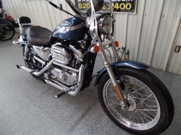 2003 Harley-Davidson Sportster 883 Custom   - Photo 2 - Kingman, KS 67068