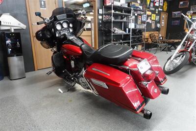 2007 Harley-Davidson Ultra Classic CVO   - Photo 7 - Kingman, KS 67068