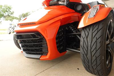 2021 Can Am Spyder F3 Limited SE6   - Photo 13 - Kingman, KS 67068